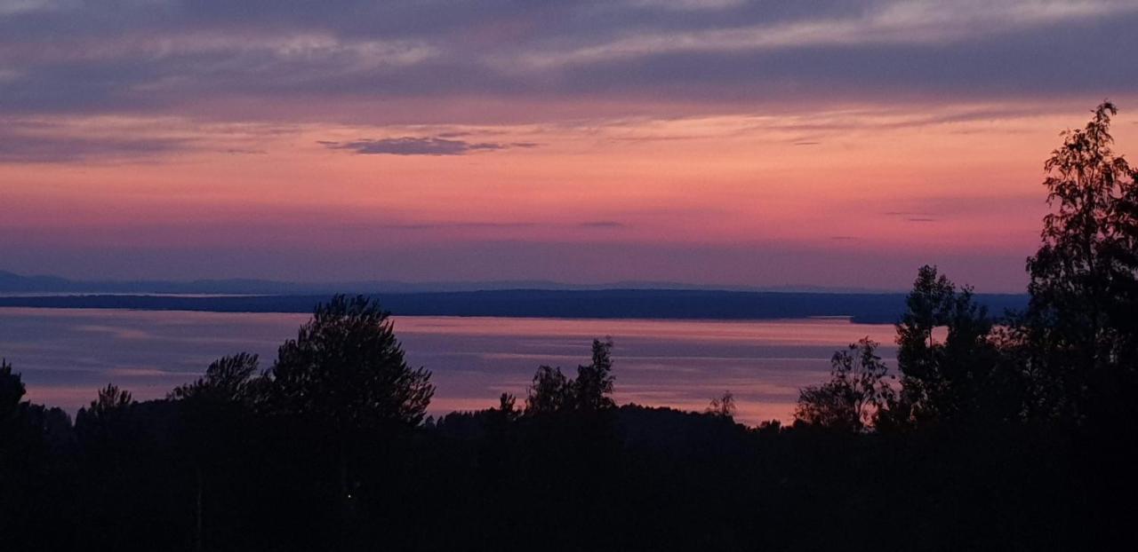 Villa Vy Rattvik Bagian luar foto